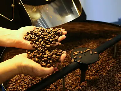 O café brasileiro sob alvo do tarifaço do Trump