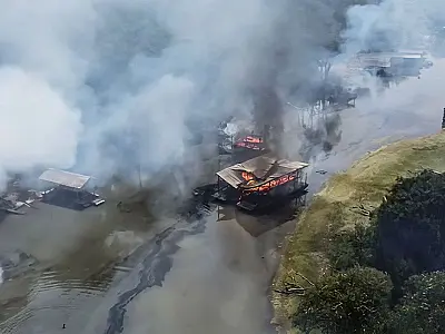 PF queima 302 balsas de garimpo no Rio Madeira, no Amazonas