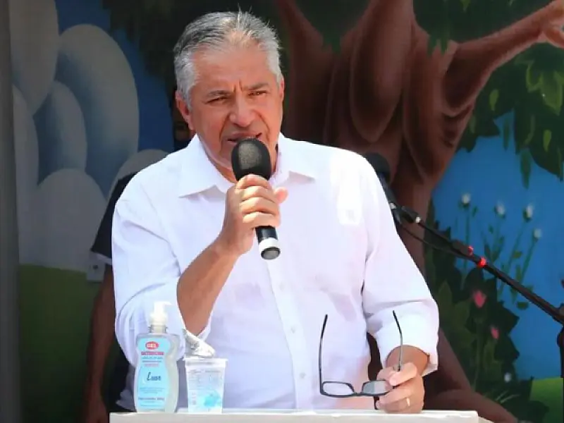 Justiça Federal determina que prefeito afastado de Guarujá use tornozeleira eletrônica