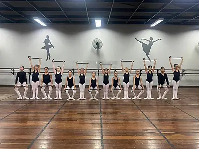 Escola de Bailado Municipal de Santos abre inscrições para processo seletivo 2024