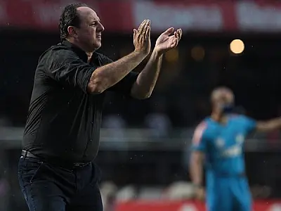 São Paulo anuncia saída do técnico Rogério Ceni