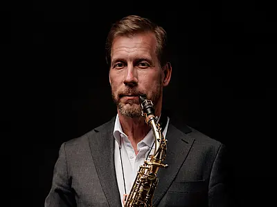 Saxofonista finlandês retorna ao Brasil e se apresenta no SESC em SP, Santos e Santo André