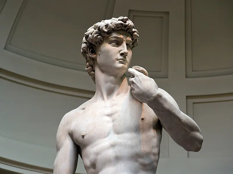Diretora de escola se demite após pais reclamarem que 'David', de Michelangelo, é pornografia