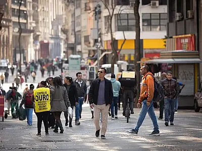 SP cria mais de 300 mil vagas de emprego no ano