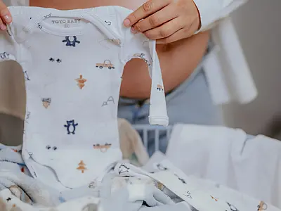 Como lavar roupas de bebê: Tudo o que você precisa saber