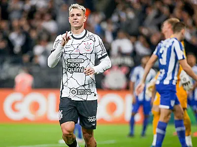Técnico do Corinthians explica Róger Guedes no banco e diz que não sente 'confiança nele'