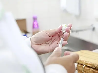 Guarujá amplia campanha de vacinação contra a gripe para população acima de 6 meses
