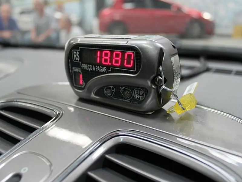 Santos inicia verificação anual de taxímetros hoje
