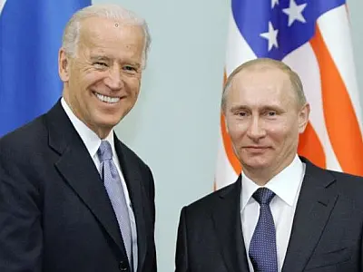 Biden faz oferta a Putin, mas renova ameaça e volta a falar em invasão