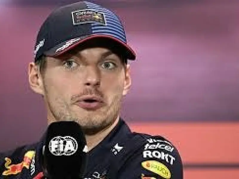 Como um piloto que fez 6 GPs entrou na briga por vaga ao lado de Verstappen