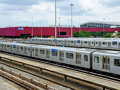 CPTM e Metrô funcionarão 24h para o jogo da NFL no Brasil