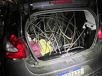 Câmeras de monitoramento de Santos identificam furto e acionam policiais para prender trio