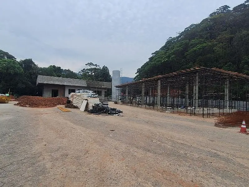 Construção da nova base de atendimento ao usuário da via Anchieta chega a 81% de conclusão