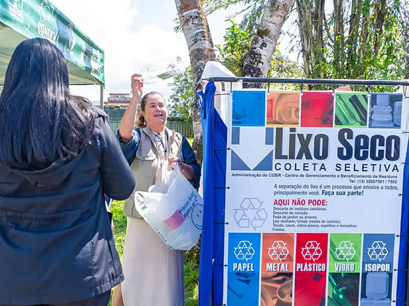 Recicla Bertioga promove ação de Natal sustentável no Espaço Eco Troca do CEA