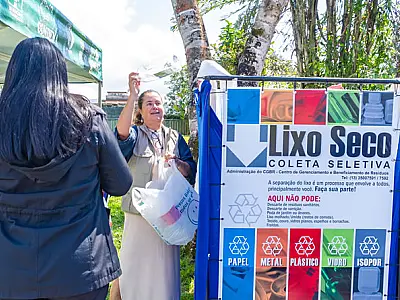Recicla Bertioga promove ação de Natal sustentável no Espaço Eco Troca do CEA