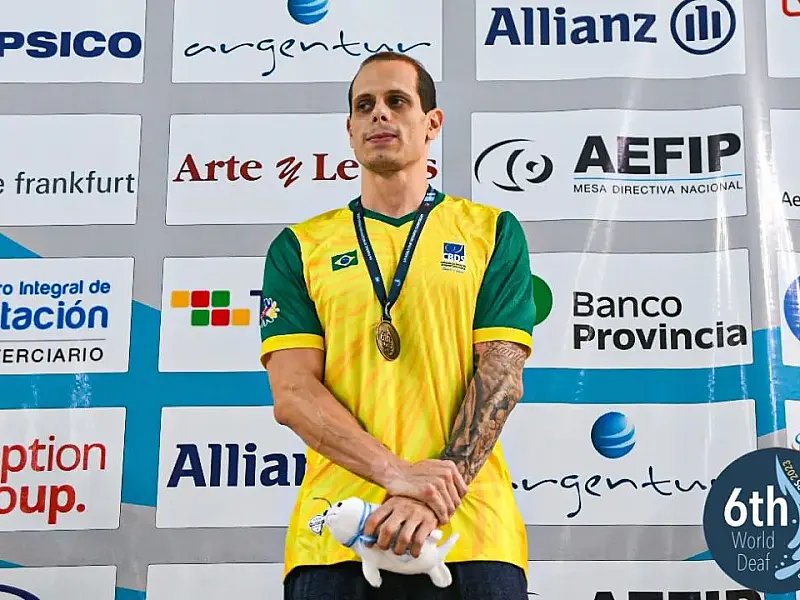 Santista é ouro no Mundial de Natação de Surdos na Argentina