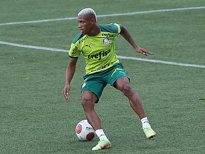 Após vencer a Recopa, Palmeiras enfrenta o Guarani pelo Campeonato Paulista