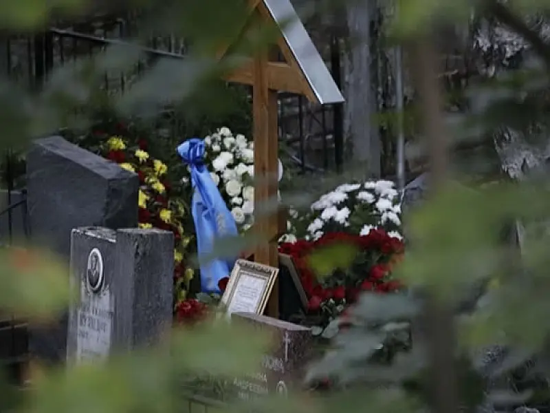 O velório da democracia no funeral da soberania
