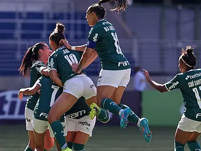 Palmeiras atropela São José e retoma a ponta do Brasileiro Feminino