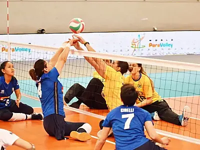 Seleção de vôlei sentado é bronze em torneio preparatório para Paris