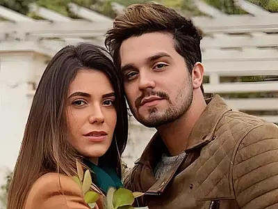 Luan Santana se casa com Jade Magalhães no civil, com a presença apenas de familiares