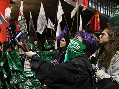Ato em São Paulo pede descriminalização social e penal do aborto