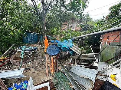 Acumulado de chuvas nas últimas 24h é de 256 mm em Guarujá; prefeito convoca Sala de Situação