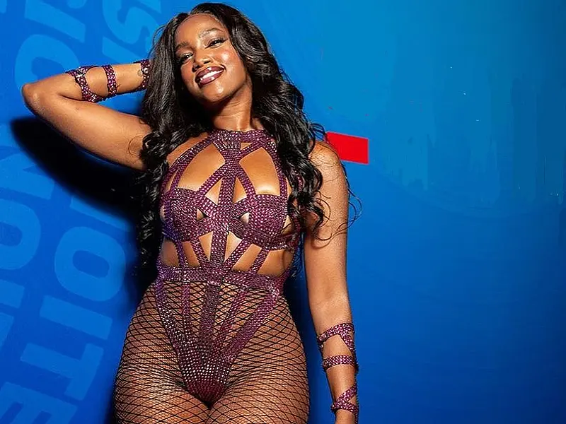 Iza será a atração da festa do BBB 22 e recorda que quase trabalhou no reality