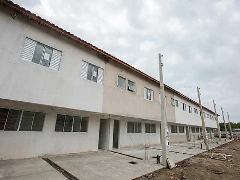 Praia Grande doa três terrenos à CDHU para a construção de 100 unidades do Programa Vida Digna