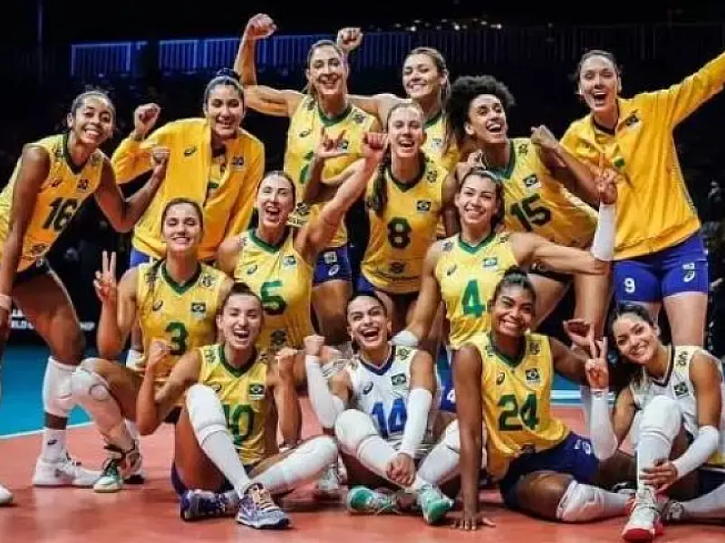 Brasil atropela a Argentina por 3 a 0 e mantém 100%