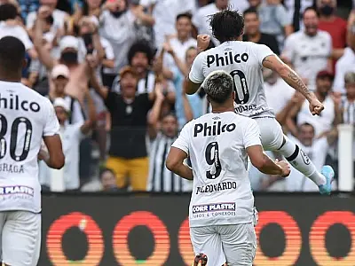 Fábio Carille destaca Ricardo Goulart após primeiro gol