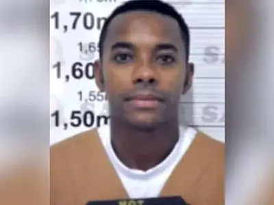 STF tem cinco votos para manter prisão de Robinho