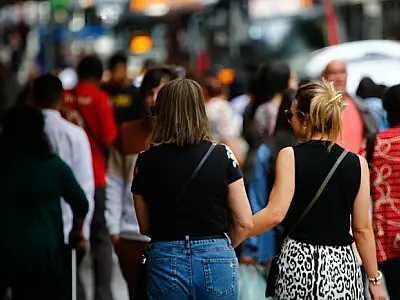 Censo 2022: mulheres são maioria em todas as regiões pela primeira vez