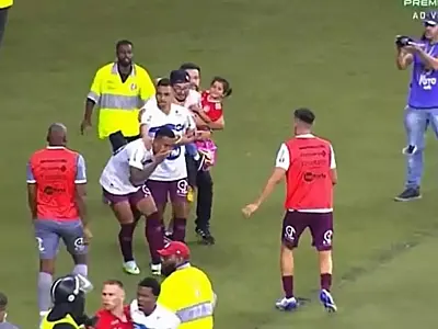 Polícia vai ouvir torcedor do Inter que invadiu campo e mãe da criança