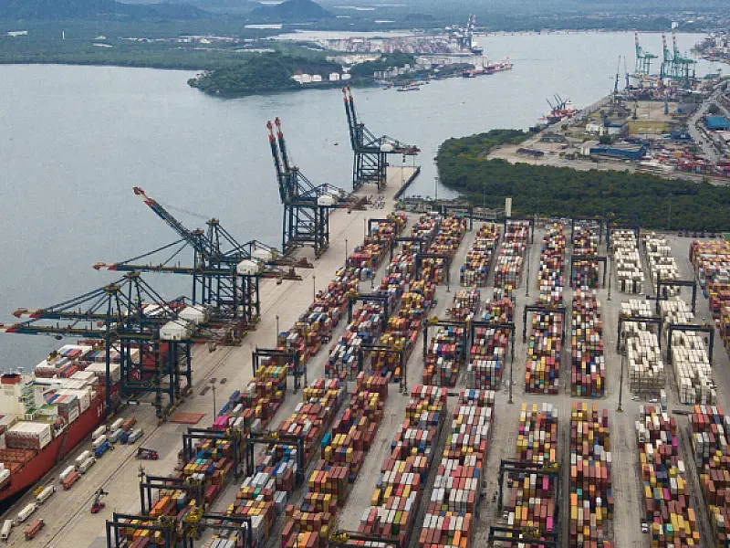 Porto de Santos: de ancoradouro colonial a gigante do comércio exterior brasileiro