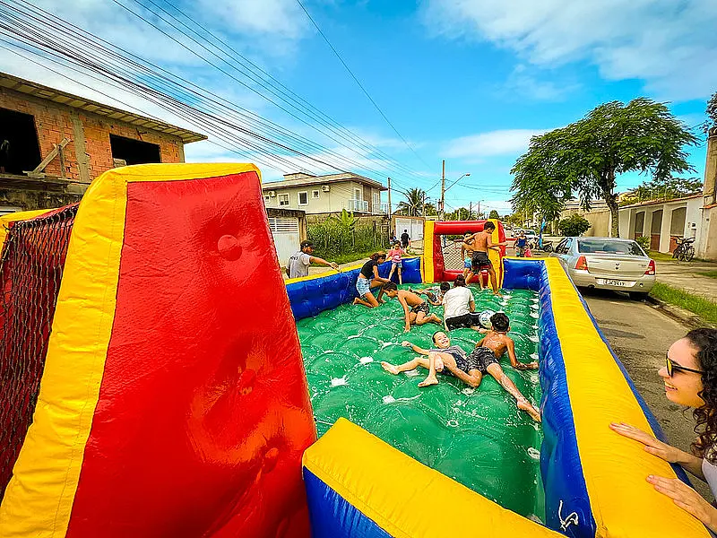 Ruas e Praças de Lazer leva diversão para ruas de Bertioga hoje