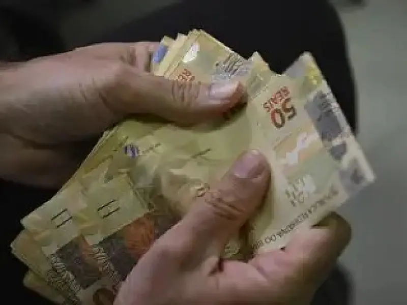 Caixa libera abono do PIS/Pasep para nascidos em maio e junho