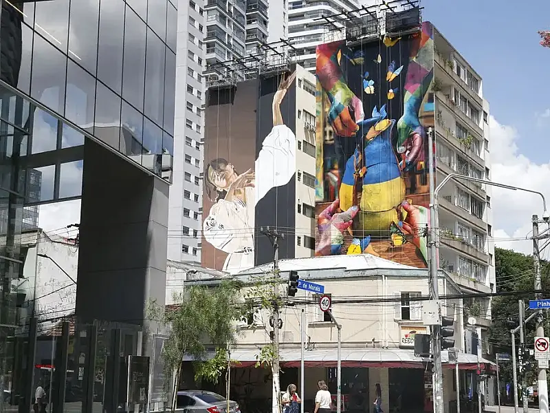 Guerra na Ucrânia e meio ambiente são temas de mural em São Paulo