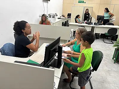 Sala do Empreendedor registra aumento de mais de 36% nas aberturas de empresas em Santos