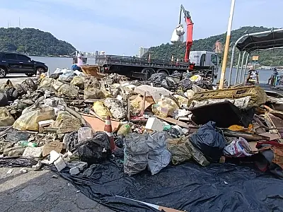 3° Mutirão Salvamar recolhe 30 toneladas de resíduos em Canal do Mar Pequeno