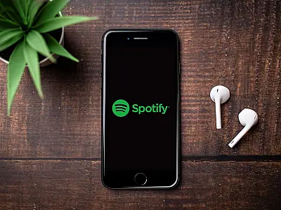 Spotify anuncia que pagou um total de US$ 9 bilhões à indústria musical em 2023