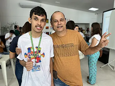 Prefeitura de Guarujá promove exposição com 120 obras de arte de alunos PCDs
