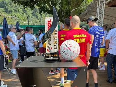 Copa do Mundo de Padbol tem jogos em Santos até domingo