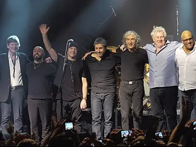 Dire Straits Legacy traz turnê para Santos nesta sexta