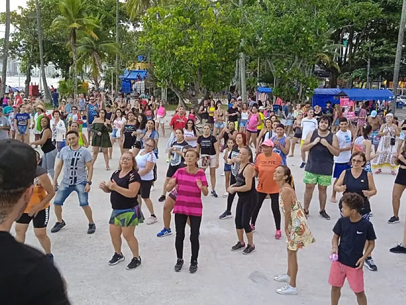 Dançando na Praça agita o Guarujá neste sábado (3)