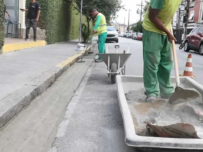 Santos inicia programa para recuperar 460km de calçadas