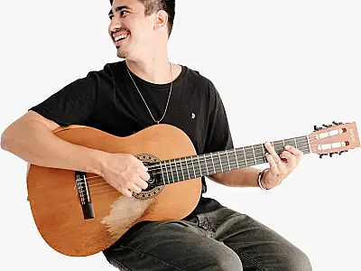 Diego Alencikas é a atração do Brisamar Shopping neste domingo