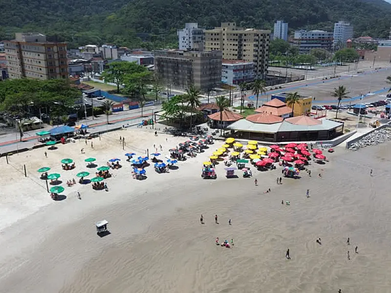 Prefeitura recadastra os quiosques da orla de Mongaguá