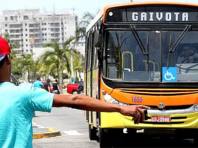 Transporte gratuito não eleva participação nas urnas, aponta Ipea