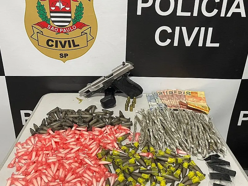 Polícia Civil prende em flagrante dupla suspeita de tráfico de drogas